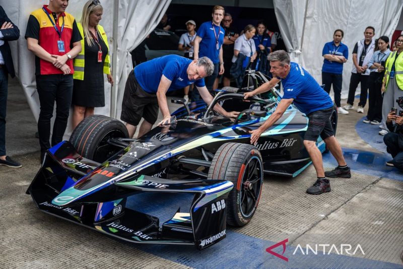 22-pembalap-siap-ramaikan-formula-e-jakarta-2025-gen3-evo-jadi-andalan-baru