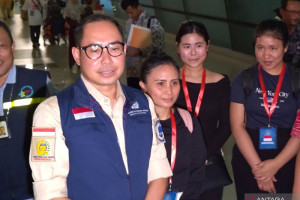60-wni-dari-iran-kembali-ke-indonesia-setelah-situasi-memburuk