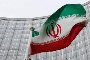 akan-ada-serangan-israel-trump-minta-semua-orang-di-teheran-mengungsi