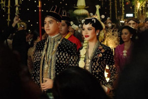 al-ghazali-dan-alyssa-daguise-siap-sambut-empat-anak