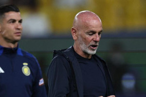 al-nassr-pecat-stefano-pioli-ronaldo-beri-komentar-singkat