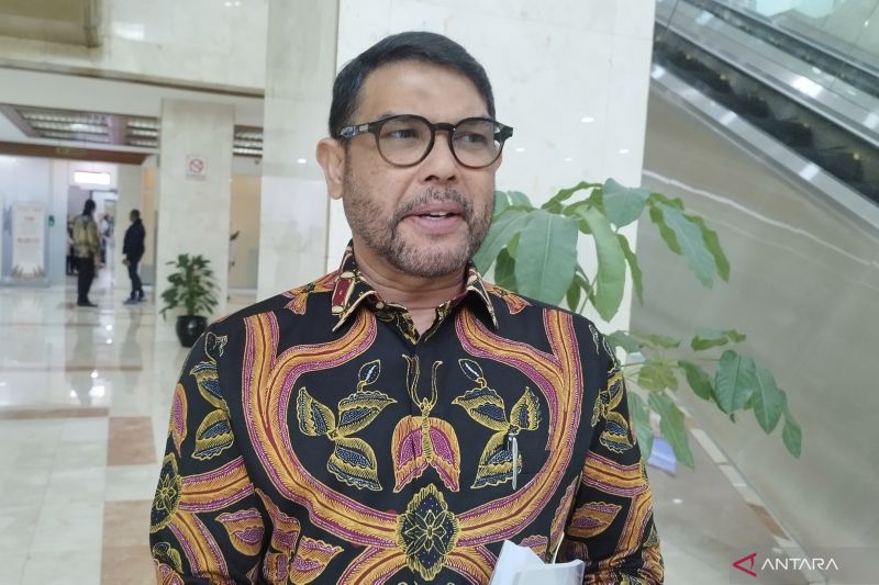 anggota-dpr-buka-peluang-revisi-uu-polri-hingga-uu-mk-usai-ruu-kuhap