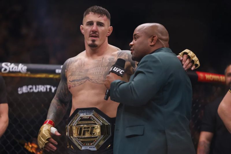 aspinall-juara-baru-ufc-optimalkan-kelas-berat-menuju-era-baru