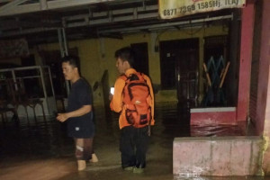 banjir-bandang-dan-kejahatan-kkb-tambah-derita-masyarakat-indonesia