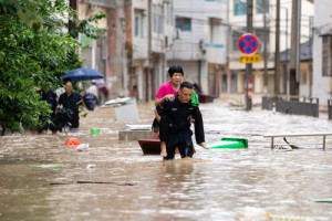 banjir-parah-di-guizhou-evakuasi-lebih-dari-80-000-orang