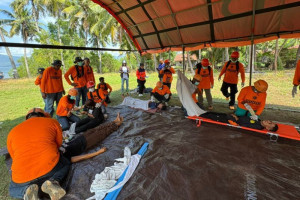 basarnas-gelar-simulasi-penanganan-erupsi-gunung-lewotolok-ntt