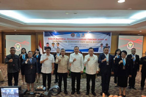 bnpt-kukuhkan-pengurus-fkpt-manado-cegah-radikalisme