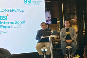 bsi-targetkan-transaksi-emas-rp15-miliar-di-international-expo