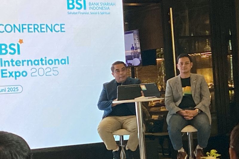 bsi-targetkan-transaksi-emas-rp15-miliar-di-international-expo