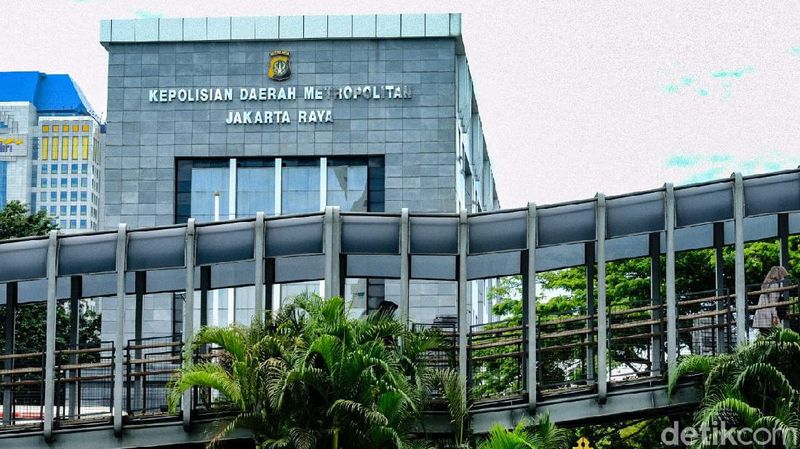 coach-justin-tuntut-30-akun-medsos-diduga-sebar-fitnah