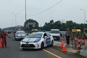 contraflow-diberlakukan-di-tol-jagorawi-arah-bogor-akibat-kecelakaan-truk