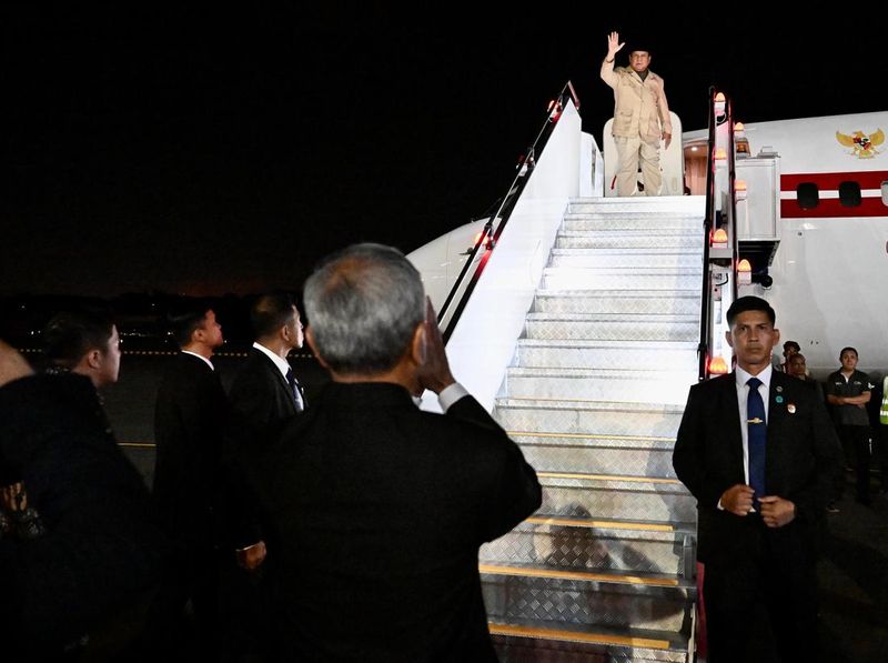 dari-singapura-prabowo-lanjut-bertolak-ke-rusia-untuk-bertemu-putin