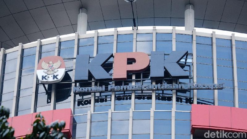 deputi-gubernur-bi-tak-hadiri-panggilan-kpk-investigasi-korupsi-dana-csr