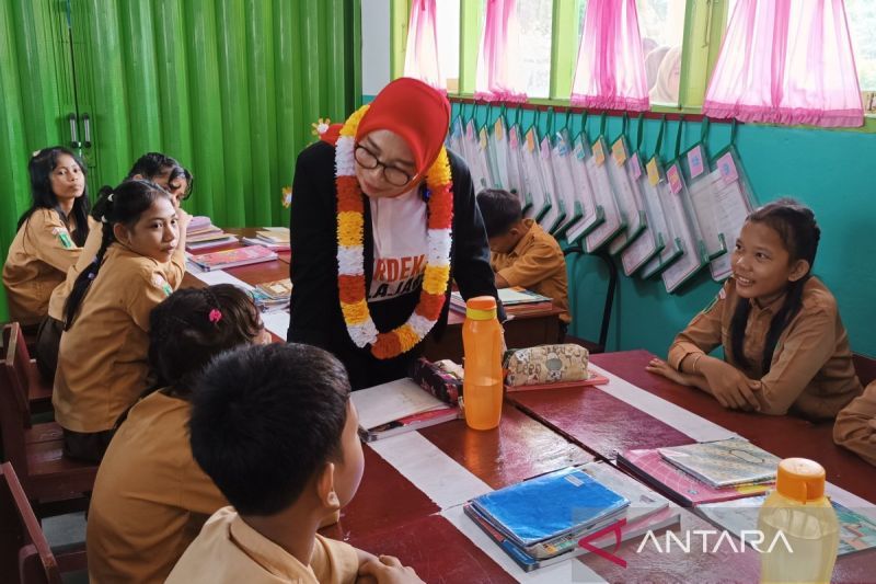 dirjen-gtk-kemendikdasmen-ajak-guru-di-sulbar-tingkatkan-kompetensi