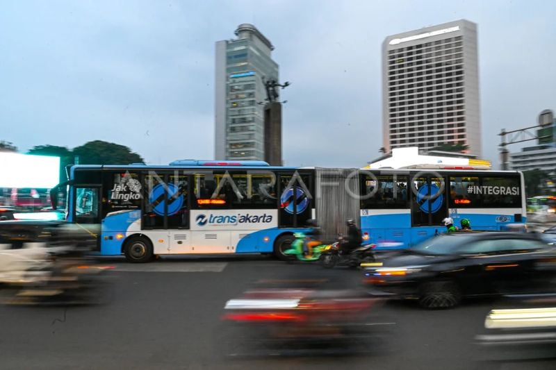 dki-jakarta-ajukan-tambahan-rp400-miliar-untuk-transportasi-publik-transjakarta