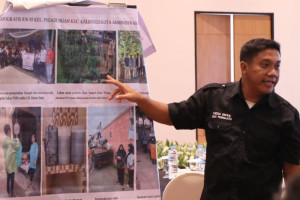 dki-jakarta-resmikan-proyek-pengelolaan-sampah-kolaboratif-di-enam-kelurahan