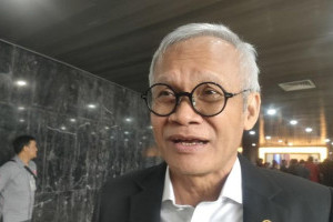 dpr-minta-audit-kinerja-pemda-anambas-usai-polemik-penjualan-pulau