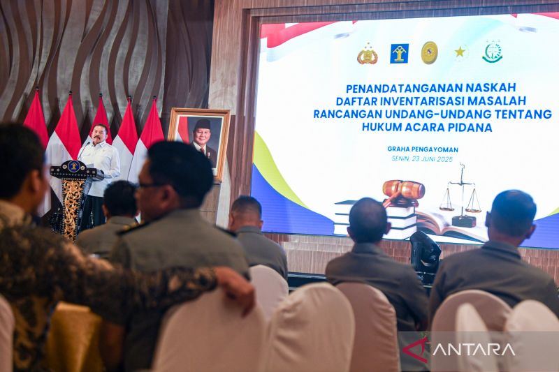 dpr-segera-bahas-naskah-ruu-kuhap-untuk-percepatan-reformasi-hukum