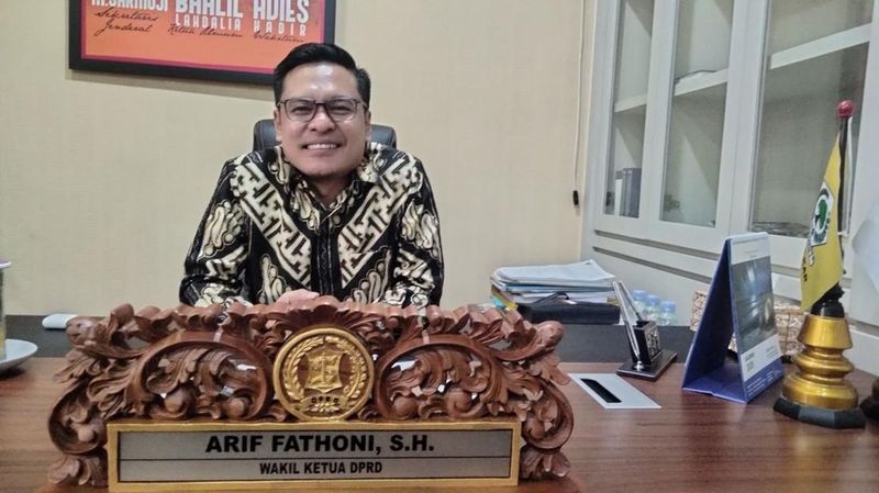 dprd-surabaya-dukung-keras-penertiban-parkir-liar