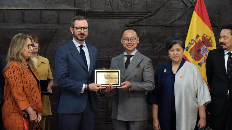eddy-jajaki-kerja-sama-energi-terbarukan-dan-perdagangan-dengan-spanyol