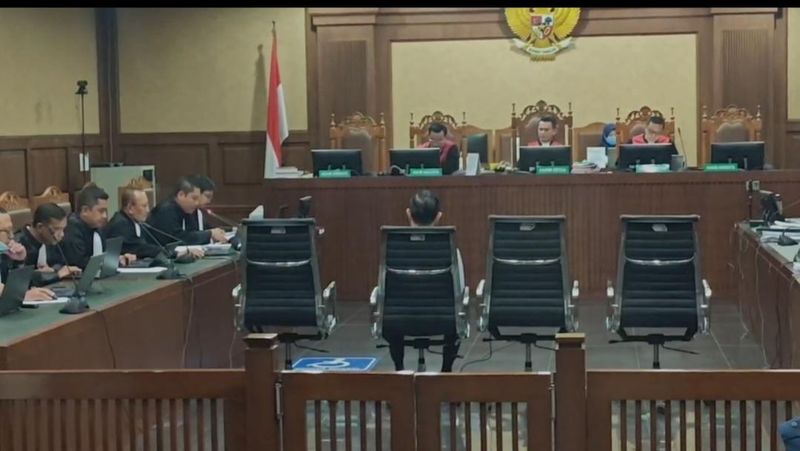 eks-menteri-bumn-sebut-tom-lembong-tak-pernah-koordinasi-soal-izin-impor-gula