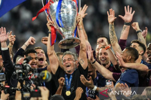 enrique-bertekad-bawa-paris-saint-germain-ukir-sejarah-baru