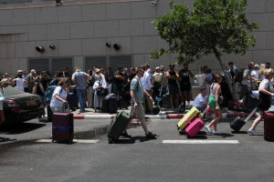 eropa-pulangkan-ratusan-warga-dari-israel-akibat-ketegangan-iran
