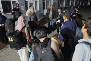 evakuasi-wni-dari-iran-gelombang-pertama-tiba-di-jakarta-esok-hari