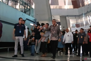 evakuasi-wni-dari-iran-selesai-garuda-indonesia-tersendat-operasi