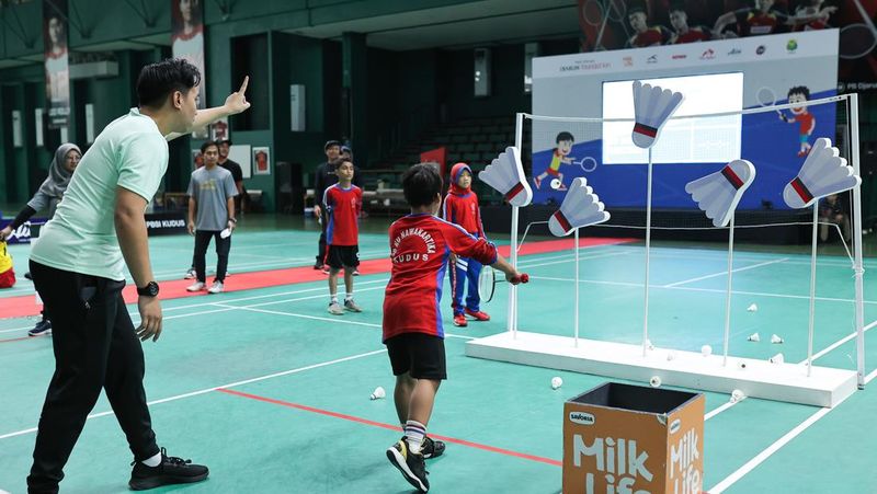 festival-senengminton-2025-seru-ratusan-anak-sekolah-ikuti