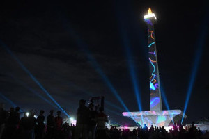 festival-video-mapping-dan-air-mancur-menari-di-monas-memikat-pengunjung