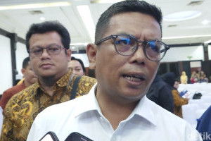 gubernur-banten-ajak-orang-tua-tidak-terpaku-sekolah-negeri-dalam-spmb