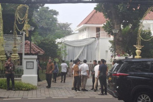 gubernur-dki-jakarta-pramono-anung-gelar-pernikahan-putri-bungsu