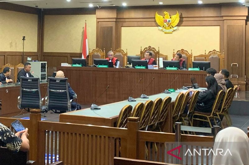 hakim-tolak-nota-keberatan-antonius-kosasih-di-kasus-investasi-fiktif