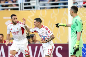 hasil-grup-c-laga-boca-juniors-kontra-benfica-berakhir-imbang-2-2