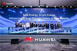 huawei-digital-power-gelar-forum-inovasi-keamanan-sistem-grid-dan-ess