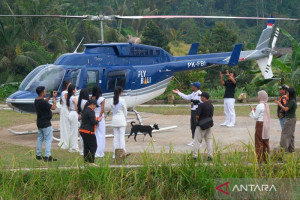inovasi-transportasi-wajib-coba-di-jatiluwih-penyewaan-helikopter-untuk-wisata-malam