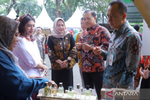 jakarta-timur-gelar-bazar-umkm-ramai-pengunjung