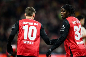 jeremie-frimpong-ajukan-ajakan-bergabung-ke-liverpool-untuk-florian-wirtz