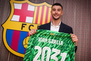 joan-garcia-gabung-barcelona-untuk-raih-trofi-prestisius