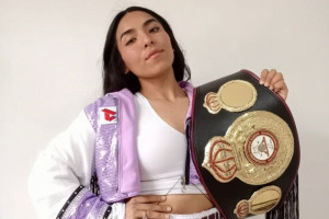 joana-chavarria-dan-julissa-alejandra-perjuangkan-gelar-juara-dunia-wba