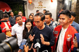 jokowi-pastikan-tidak-ambil-posisi-ketua-psi-relawan-beri-saran-strategis