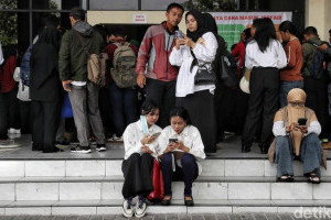 jumlah-pencari-kerja-tertipu-loker-palsu-mal-di-padang-capai-138-orang