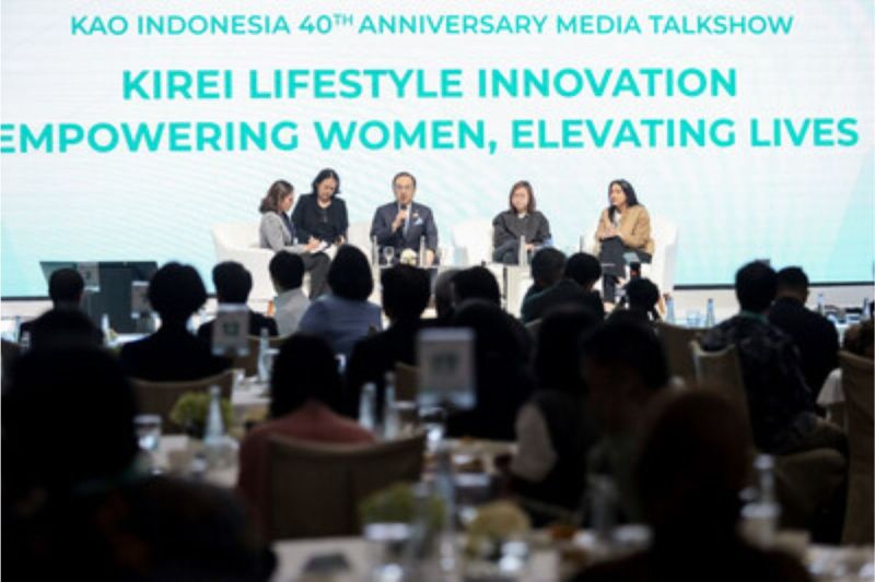 kao-indonesia-rayakan-40-tahun-inovasi-dengan-peluncuran-biore-breeze-deodorant