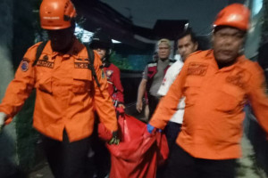 kebakaran-di-kebon-baru-berujung-maut-seorang-wanita-tewas