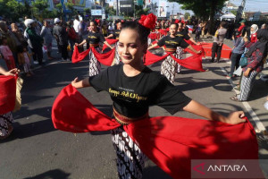 kebudayaan-meriah-sambut-tahun-baru-hijriah-1447h-di-kediri
