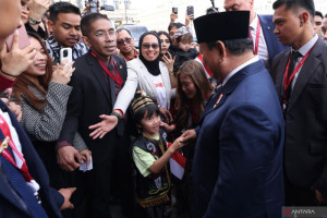 kedatangan-presiden-ri-disambut-hangat-vladimir-minta-lego-kepada-prabowo