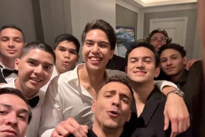 kehadiran-selebriti-di-acara-pernikahan-al-ghazali-dan-alyssa-daguise