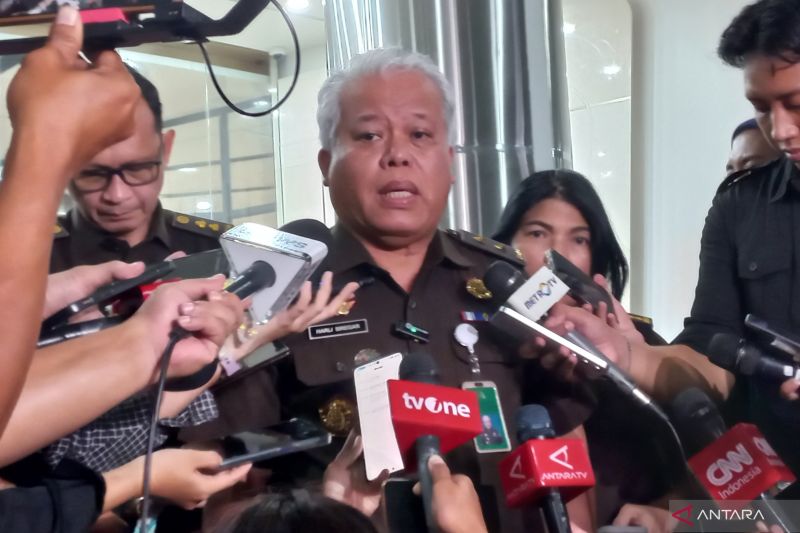 kejagung-periksa-nadiem-makarim-terkait-kasus-pendidikan