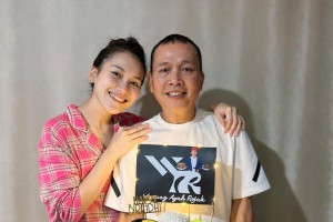 kejutan-spesial-dari-ayah-ojak-untuk-ulang-tahun-ayu-ting-ting-ke-33
